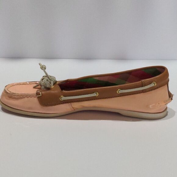 Sperry Peach Patent Boat Shoes size 10M - Picture 8 of 11